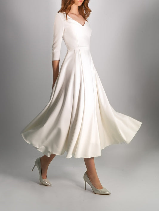 Simple Short Elegant Wedding Dress with 3/4 Sleeves ET3020