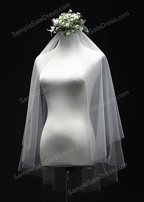 Short Finger Tip Veil with Blusher - Sample Sale Dress 