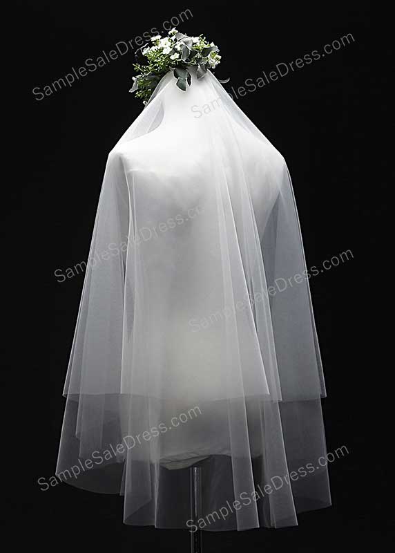 Short Finger Tip Veil with Blusher - Sample Sale Dress 